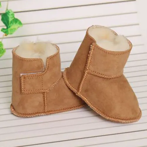 0766 baby-ugg_sheepskin-baby-booties-brown-11.webp