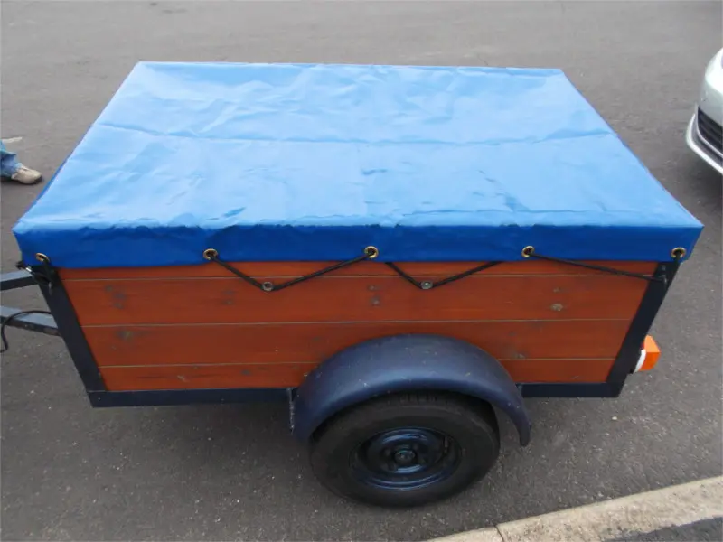 800046 blue-poly-tarp-tarpaulin-4x6 -20.webp