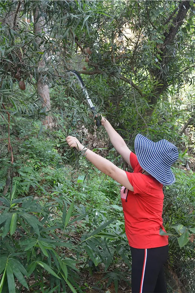 25821 billhook-sickle-metal-handle-44-cm-3.webp