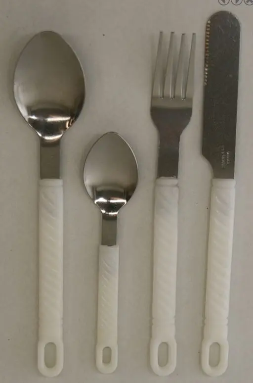  Steel Cutlery Set Plastic Handle 4 pce