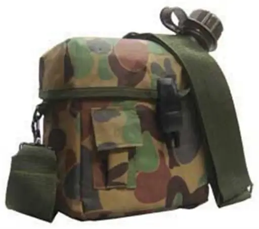 [22211]  Square GI Bottle Auscam