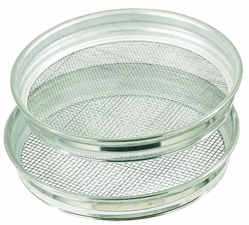 [27935]  Gold Sieve Set Pair